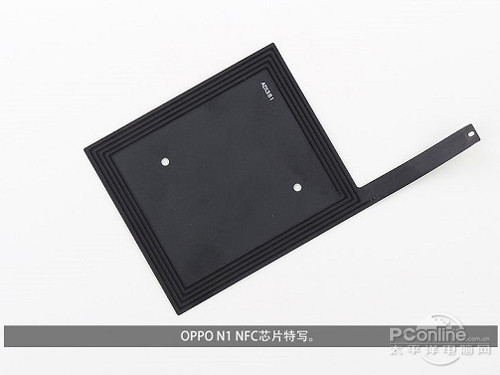 拆解下来的OPPO N1 NFC芯片特写